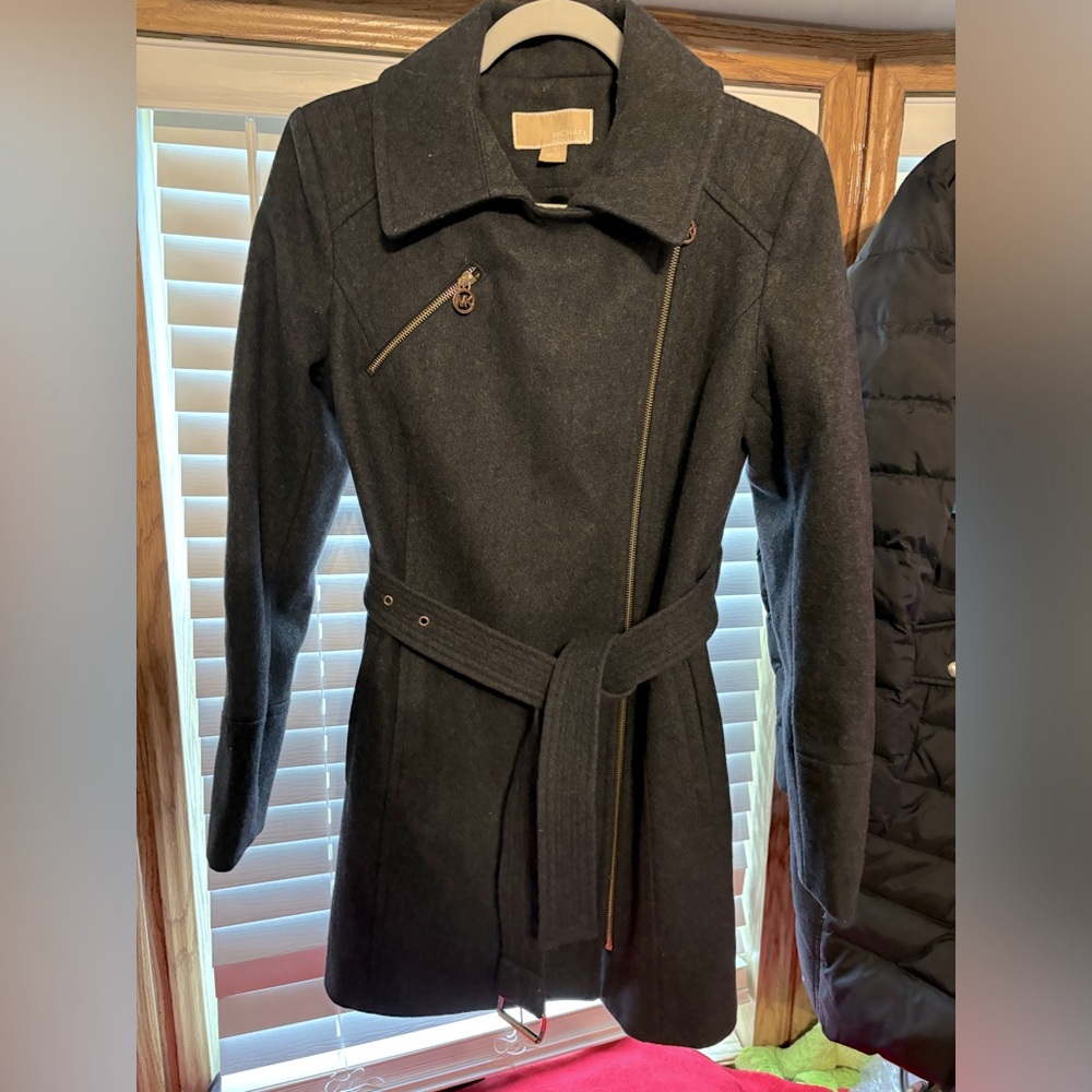 Michael Kors Pea coat, gray, size 8, zip front, ECU, long coat